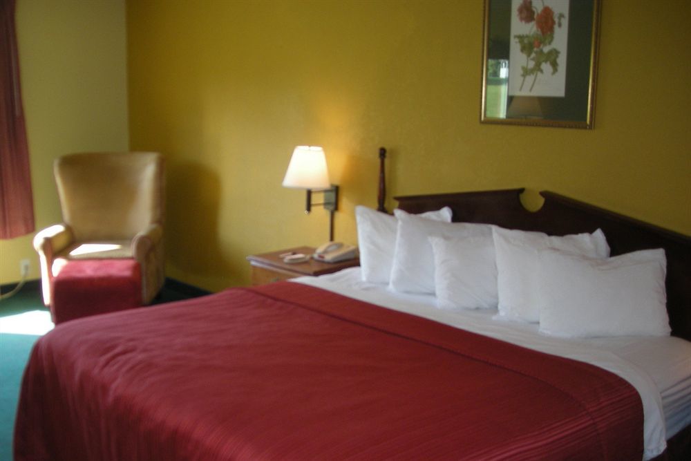 Red Roof Inn מורהד מראה חיצוני תמונה