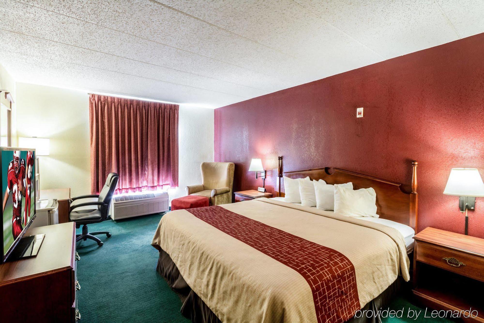 Red Roof Inn מורהד מראה חיצוני תמונה